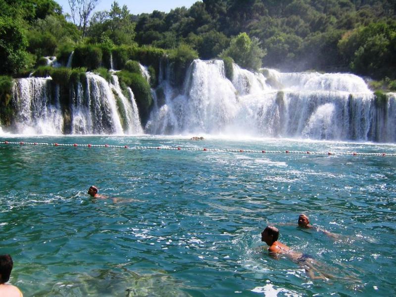 Apartmani Slavica Sibenik Bagian luar foto