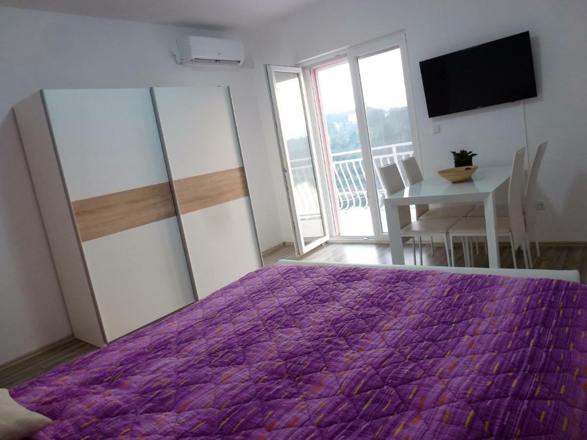 Apartmani Slavica Sibenik Bagian luar foto